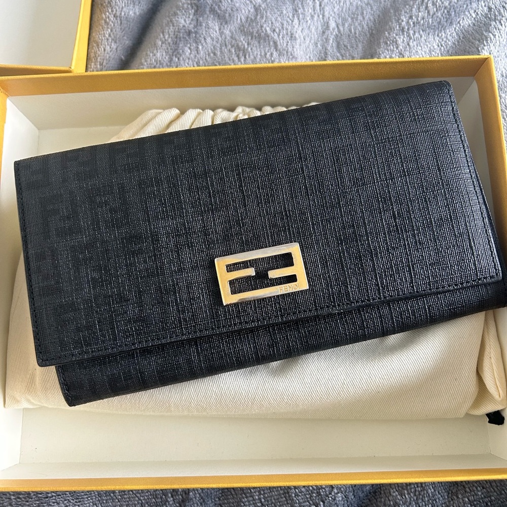 Fendi Vintage Wallet